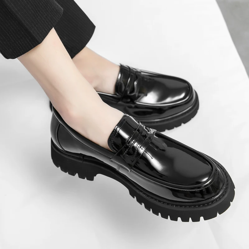

New Men Leather Shoes Thick Bottom Fashion Breathable Business Shoes Mens Casual Shoes Designer Loafers Luxury Brand Man Shoes