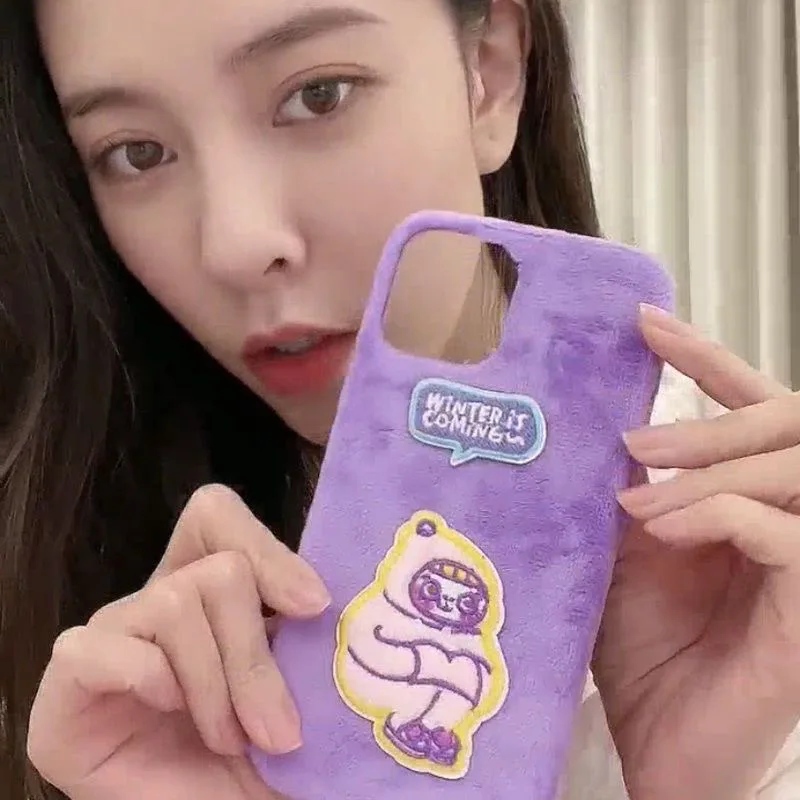 

Winter Purple Embroidery Cold Girl Plush Mobile Phone Case For IPhone8 7 11 12 13 14 Pro Max X XS Max XR Plus SE2 SE3 7Plus MINI