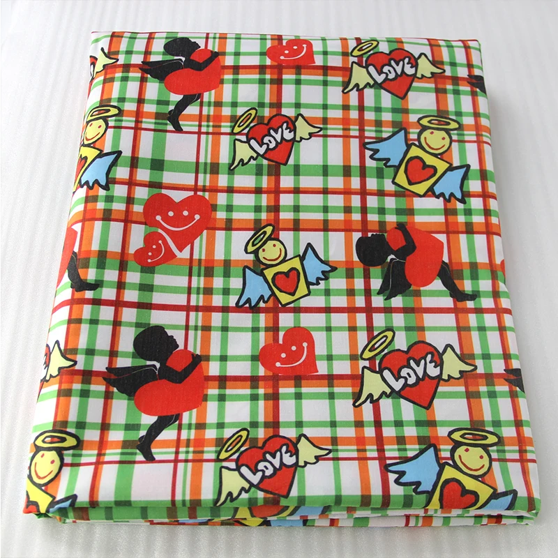 Ткань хлопчатобумажная с принтом божьей коровки 50*145 см |