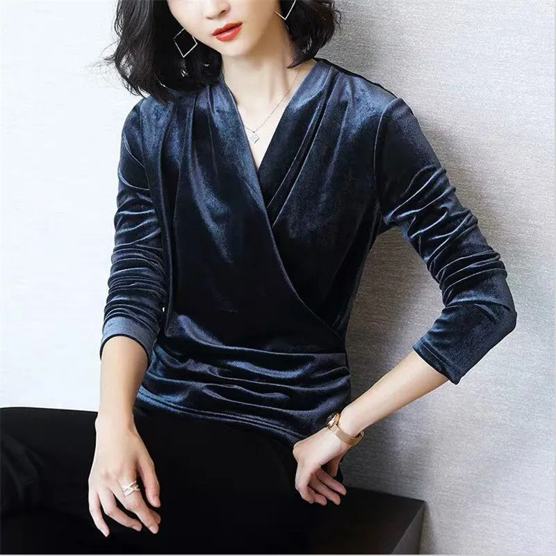 

2023 Autumn Women Long Sleeves Velvet T-shirts Winter Vintage Elegant Slim Cross V-Neck Shirts Plus Size Femme Basic Tees Tops