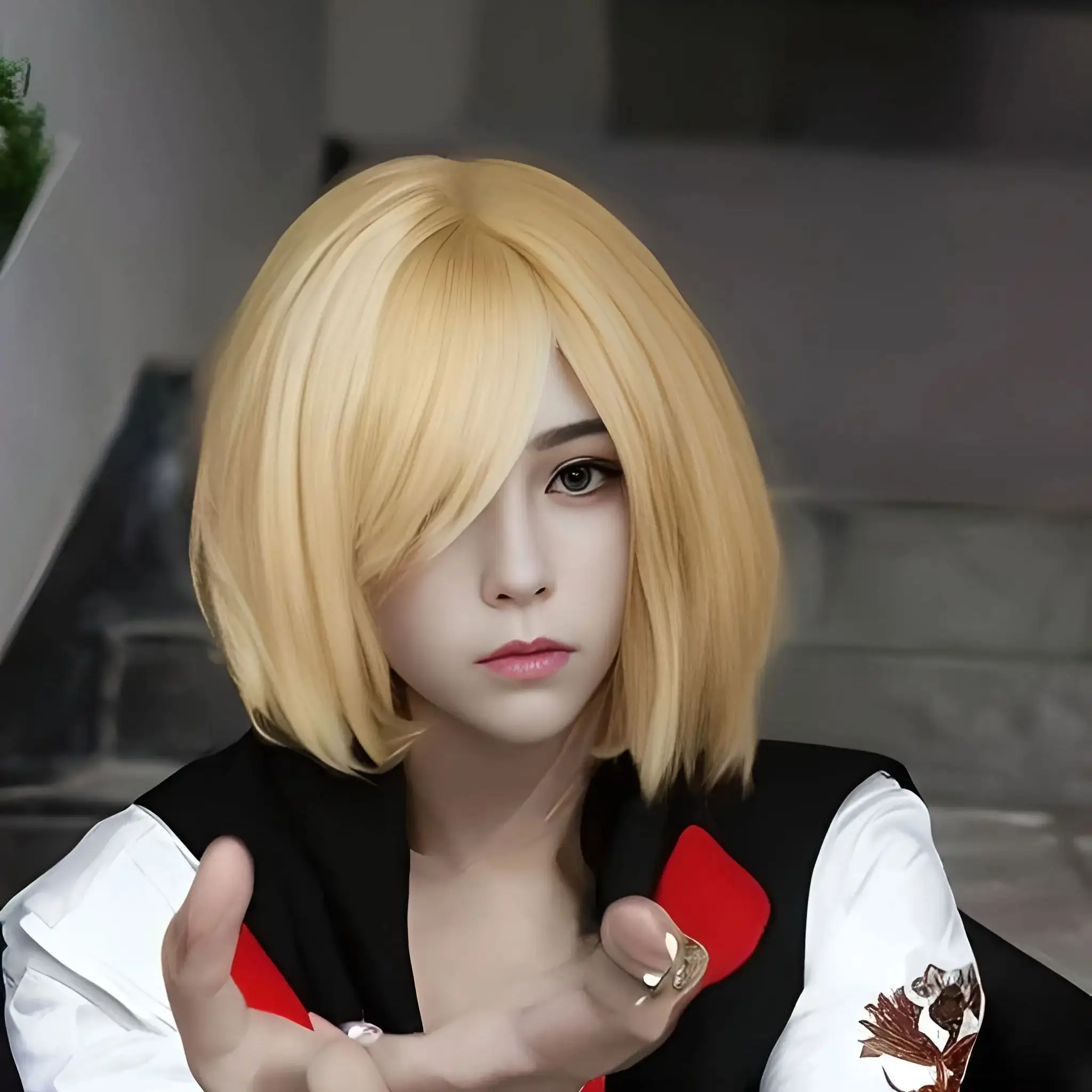 Аниме Юри! Женский парик бежевые короткие волосы для косплея Yurio из аниме