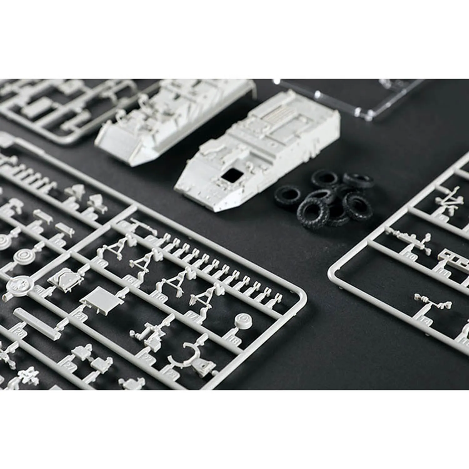 1/72 Trumpeter M1135 Stryker NBCRV пластиковые колесные транспортные средства статический