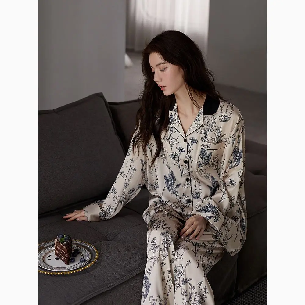 Женские пижамы Victoria весенне-осенние шелковые с длинными рукавами тонкие больших