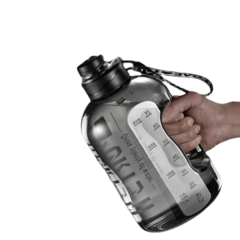 

Бутылка для воды из тритана, 1700 л, мл