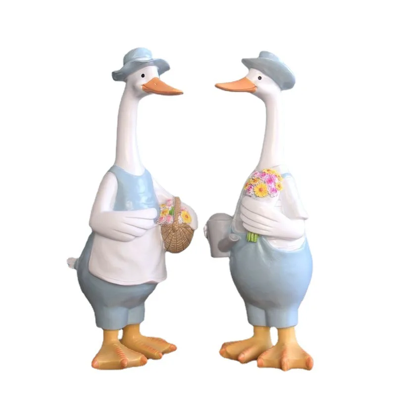 Cute Cartoon Couple Ducks Decor Statues Resin Garden Farm Courtyard Sculpture for Gardening Outdoor Art Home Decorations