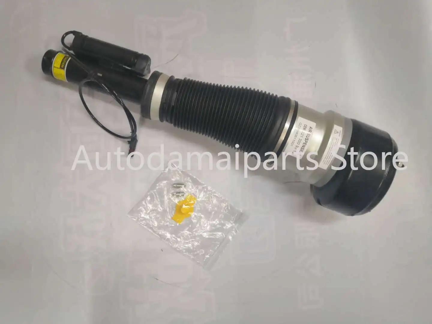 

Подходит для Benz S-Class W221 W216 амортизатор 2213209313