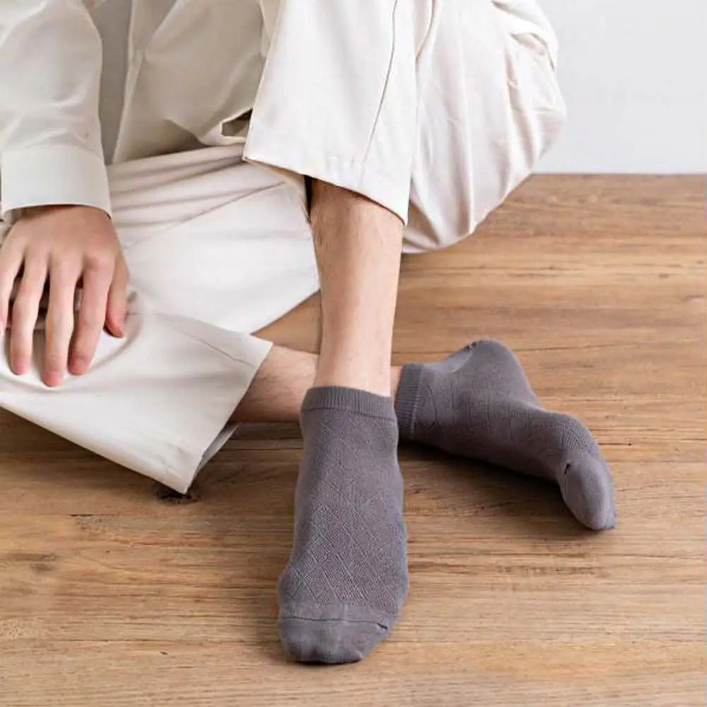 

Simple Casual Antibacterial Mesh Shallow Summer Solid Color Boat Socks Men's Socks Men Hosiery Cotton Socks