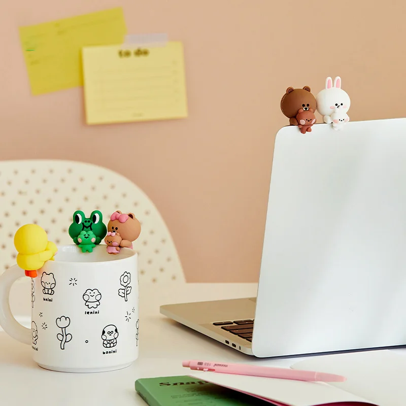 

Мини-вешалка для чашек LINE FRIENDS, коричневый персонаж Салли Чоко, милый Леонард, кавайная мультяшная аниме кружка, подвесная кукла для ноутбука, декоративные игрушки