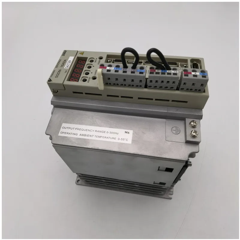 YASKAWA SERVO DRIVE SGDV-7R6A01A 850W