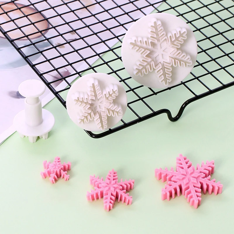 

3 шт. штампы со снежинками для печенья, фрезы для рождественской вечеринки, десертов, капкейков, режущая форма для тиснения, инструмент для украшения