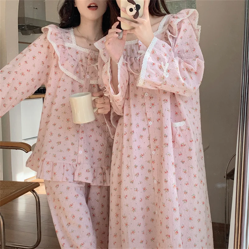 

Plaid Floral Sweet print Pajamas Suit Female Ins Lace Princess Style Ruffles Long-sleeved Home Wear Nightdress Autumn New D512