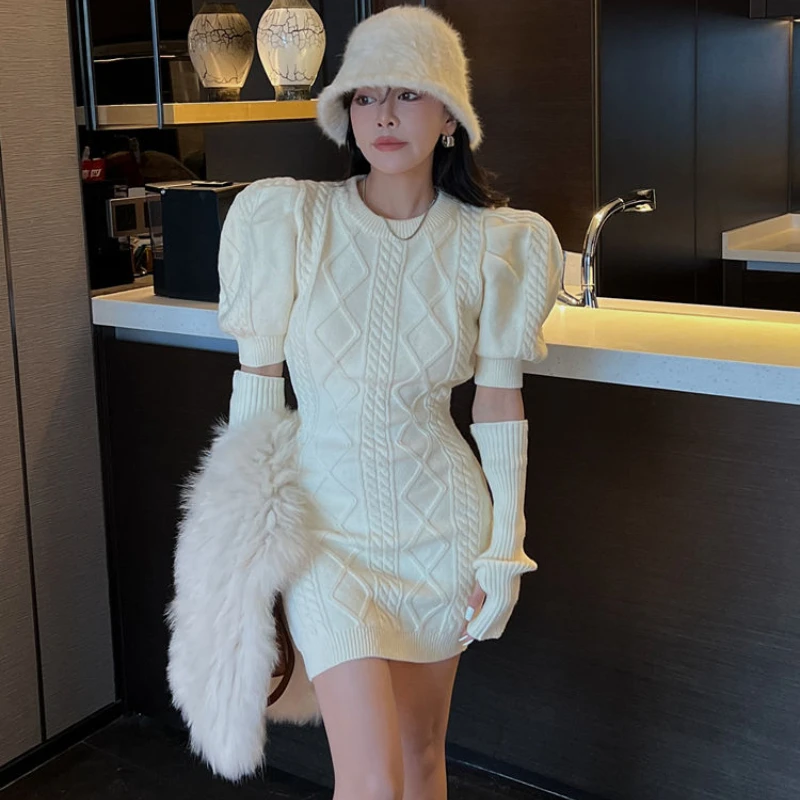 

Dress Women O-Neck Sweater Dresses Female Fashion Elegant Bodycon Dresses Ladies Short Sleeve Pleated Robe Knit Vestidos G99