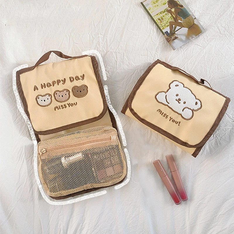 

Милая мультяшная маленькая косметичка с медведем, большая емкость, водонепроницаемая Складная косметичка, портативная настольная сумка дл...