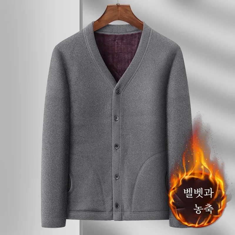 Зимняя мужская одежда на хлопковой подкладке среднего и пожилого возраста.