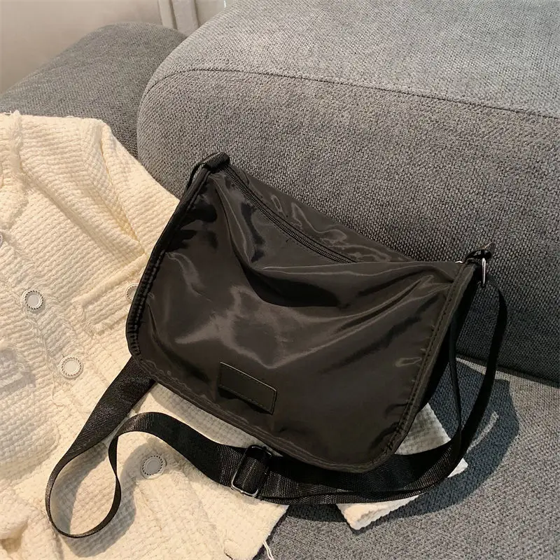 Harajuku Messenger Bag New Summer Wide Shoulder Strap Versatile Commuter Bag Unisex Crossbody Shoulder Bag