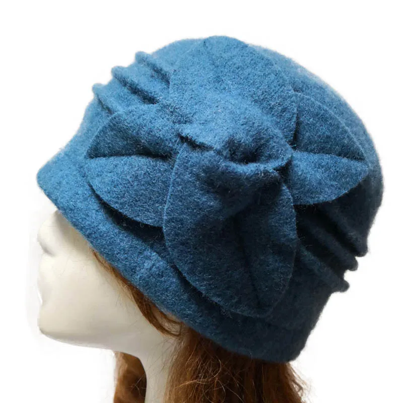 

Берет из чистой шерсти для женщин среднего и пожилого возраста с цветочным рисунком зимняя теплая Высококачественная шапка для мам и бабуш...