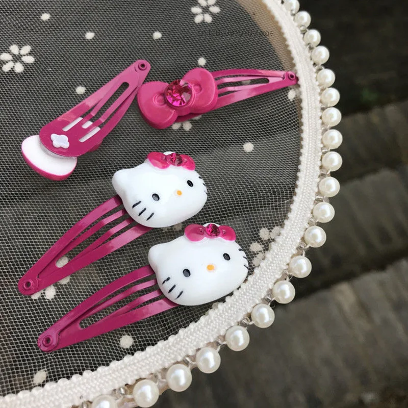 Заколки для волос с героями мультфильмов 4 шт./компл. |