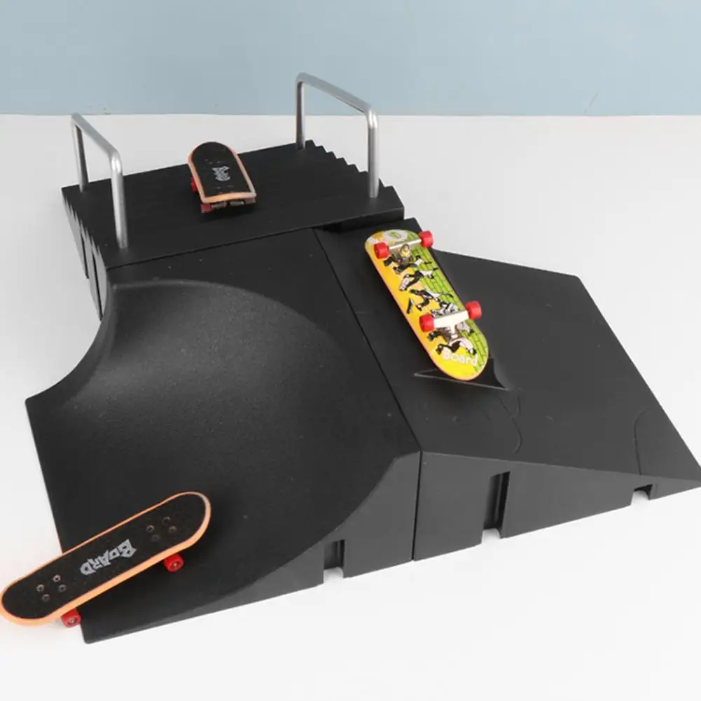 

Finger Skateboard Competition Tool Realistic Design Mini Fingerboard for Kids Excellent Ramp Rail Finger Skateboard