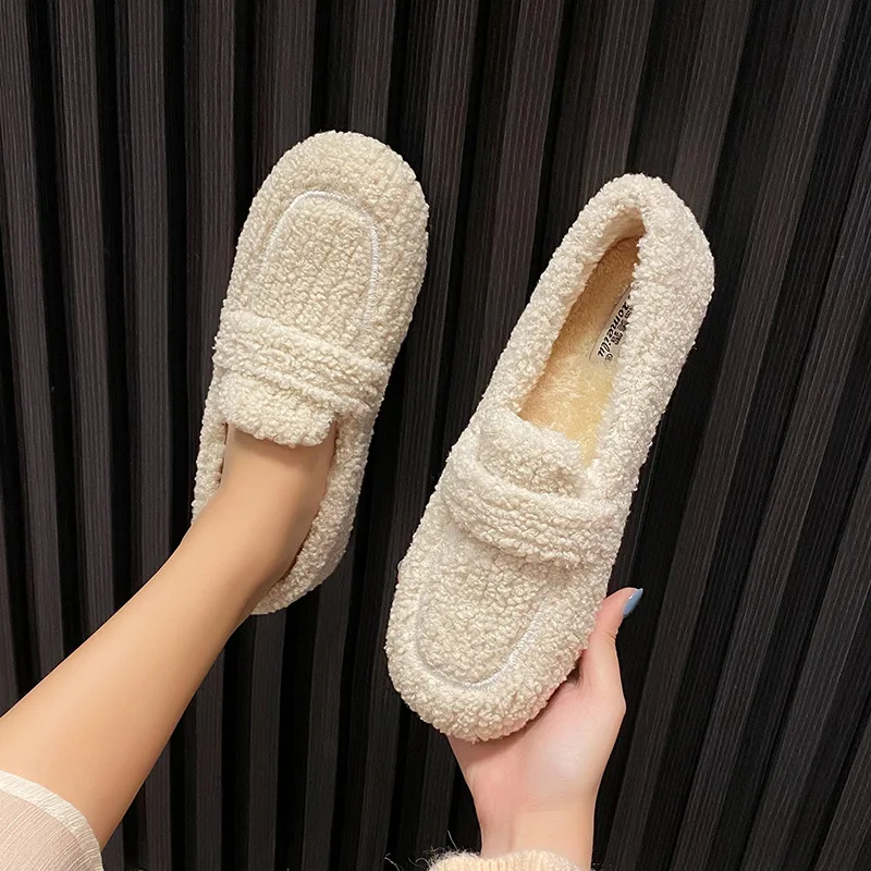 Winter 2022 new cashmere lamb flat single shoes for women Korean fashion design warm large size 41-43 bean shoes tenis de mujer