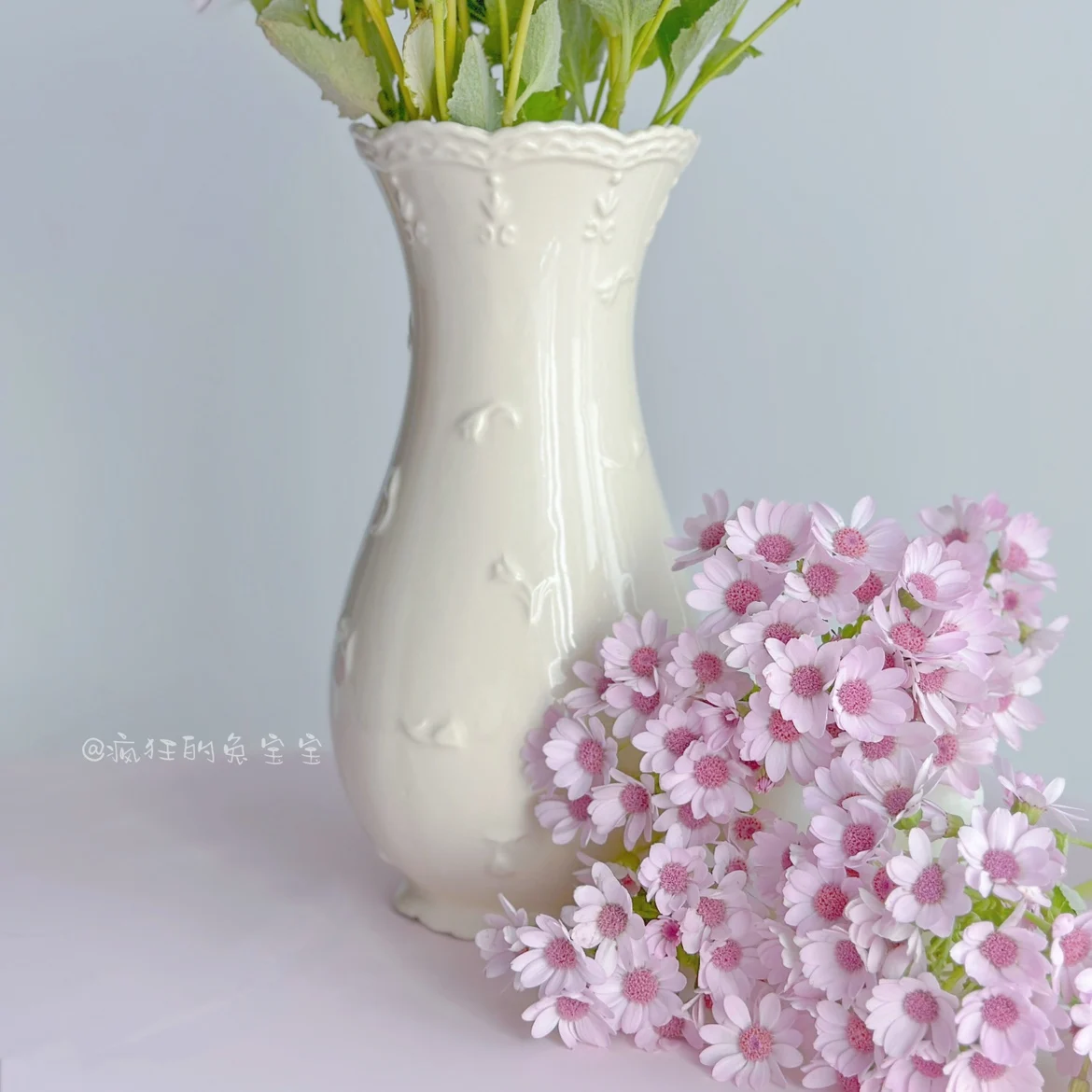 

Тюльпан живота изысканный тюльпан рельефная ваза круглый крем