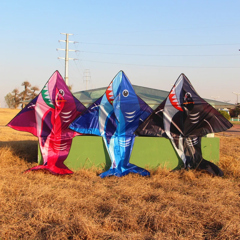 Новые воздушные змеи летающие акулы для взрослых катушки обычные красочные