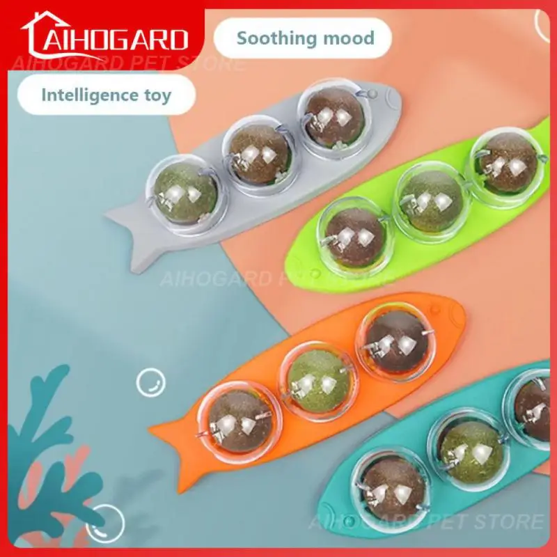 

Набор шариков из кошачьей мяты на стену, самоклеящиеся игрушки для кошек, вращение на 360 градусов, натуральные аксессуары для кошек, игрушки для кошек, закуска