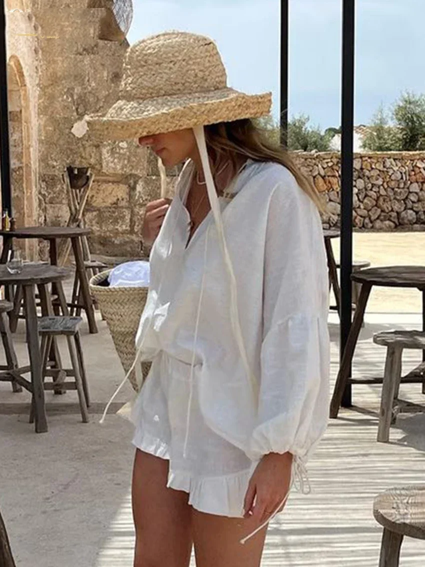 Повседневный свободный белый хлопковый комплект с элегантной кружевной