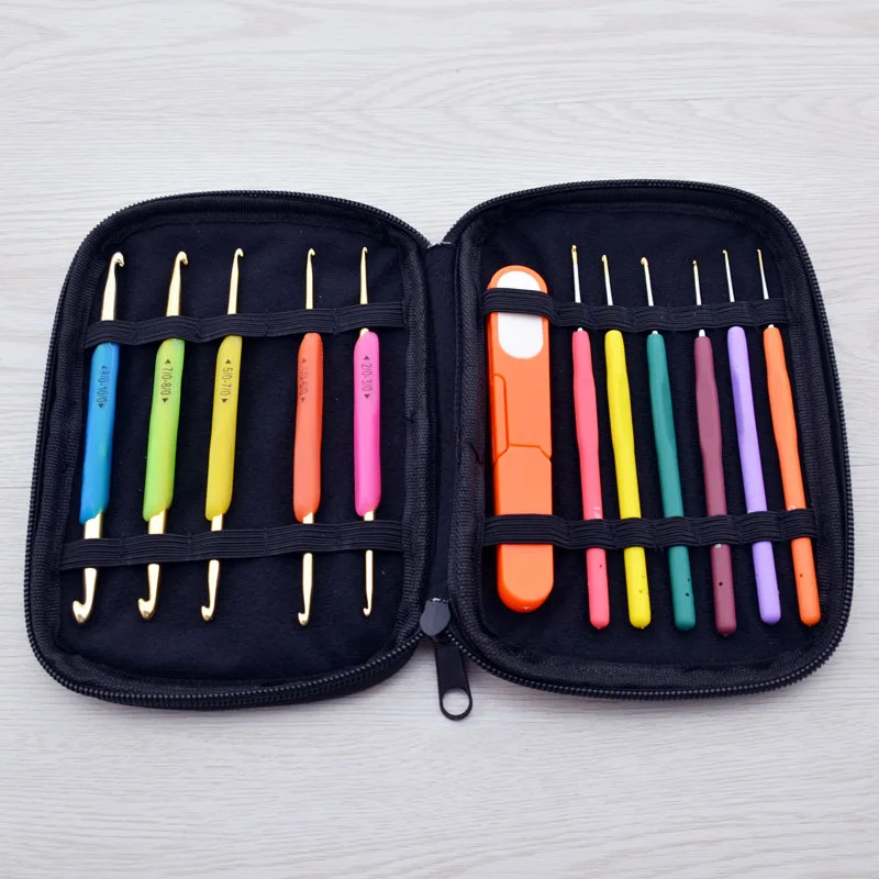 

Crochet Hooks Set Knitting Needle Weave Yarn Kits with Storage Case Crochet Needles Kit for Beginner&Experienced Crochet Lovers