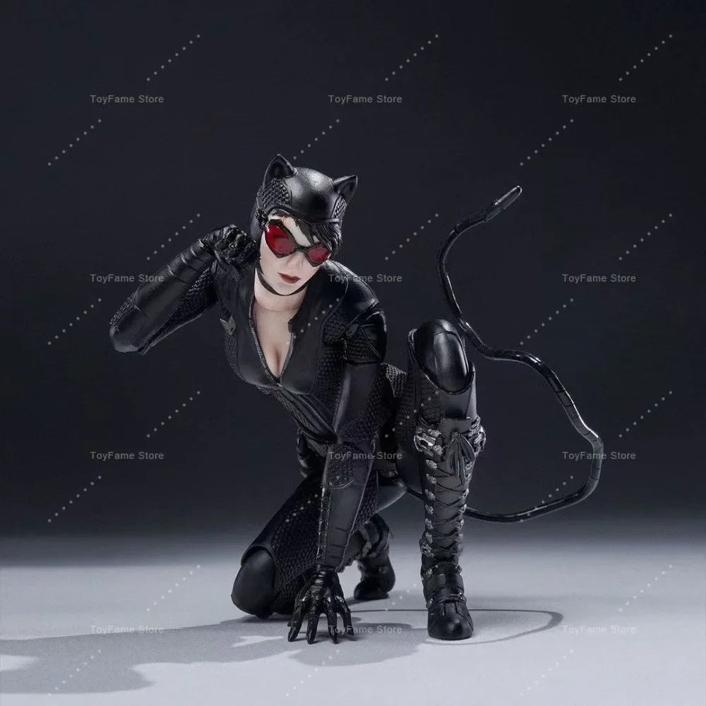 Фото Новая фигурка Catwoman из Batman Arkham Knight от Yuanye Culture-Best Manufacturing, масштаб 1/12 №5