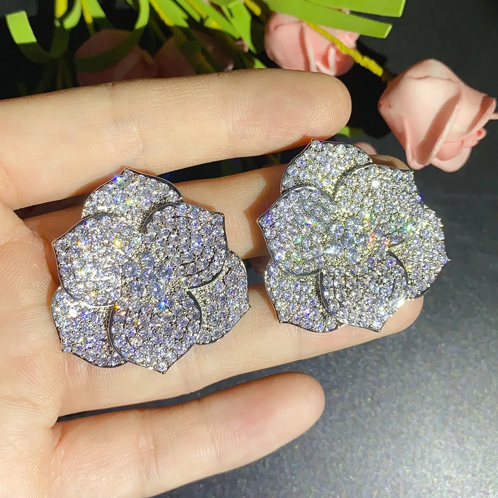 

Luxury Zircon Flower Earrings Elegant Shiny Wedding Party Earrings Cubic Zirconia Flower Stud Earrings Wedding Accessories