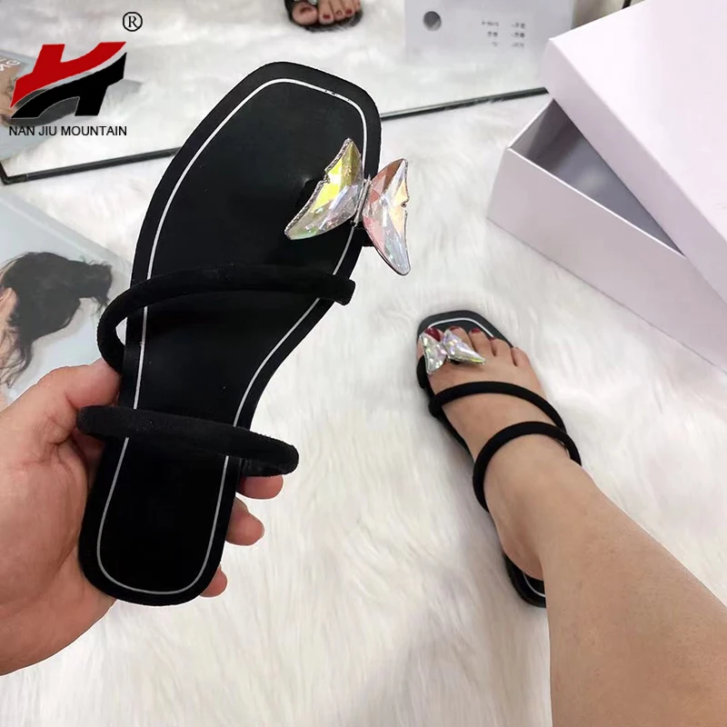 

2022 Summer Flat Sandals Bow Rhinestones Women Slippers Beach Slippers Outdoor Square Toe Shoes Woman