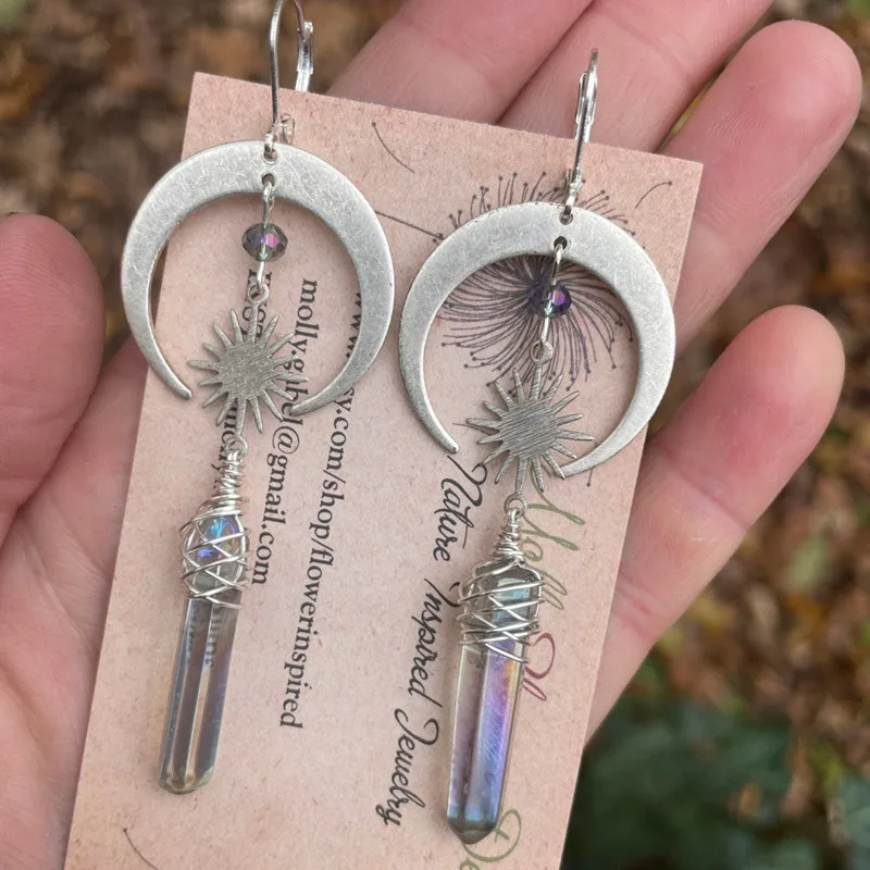 

New Hot Selling Simple Star and Moon Combination Crystal Column Pendant Bohemian Celestial Jewelry
