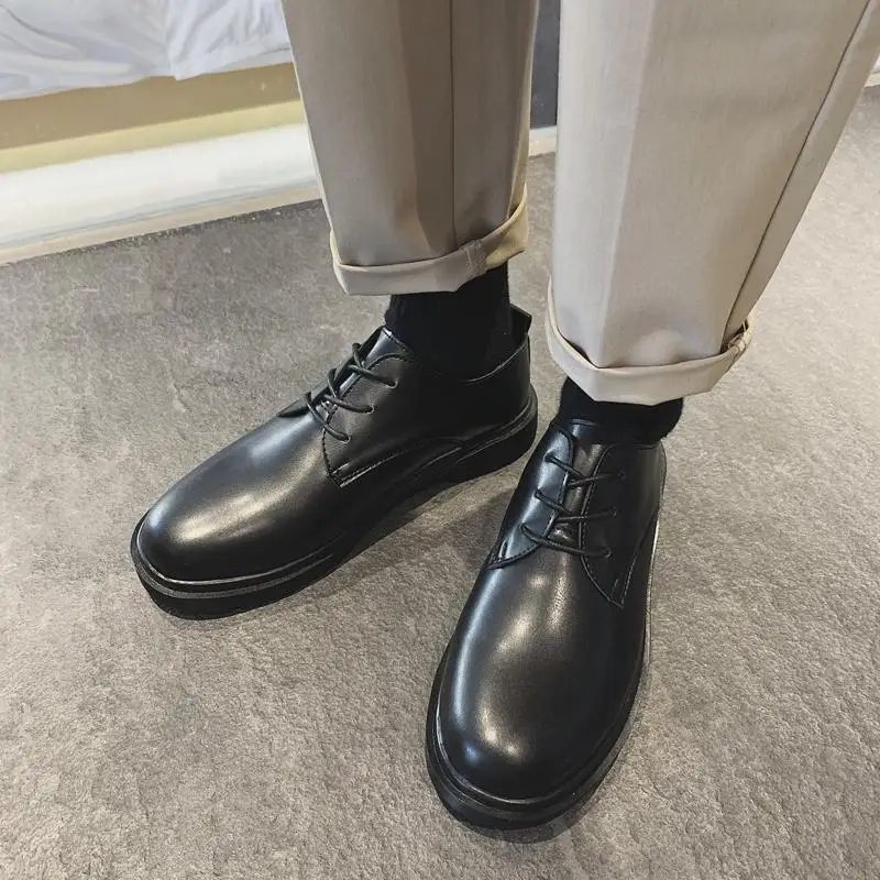 

2023 Spring New Casual Leather Shoes Men's Sneakers Lazy Martin Shoes Black Chef Kitchen Work Shoes Fashion Youth