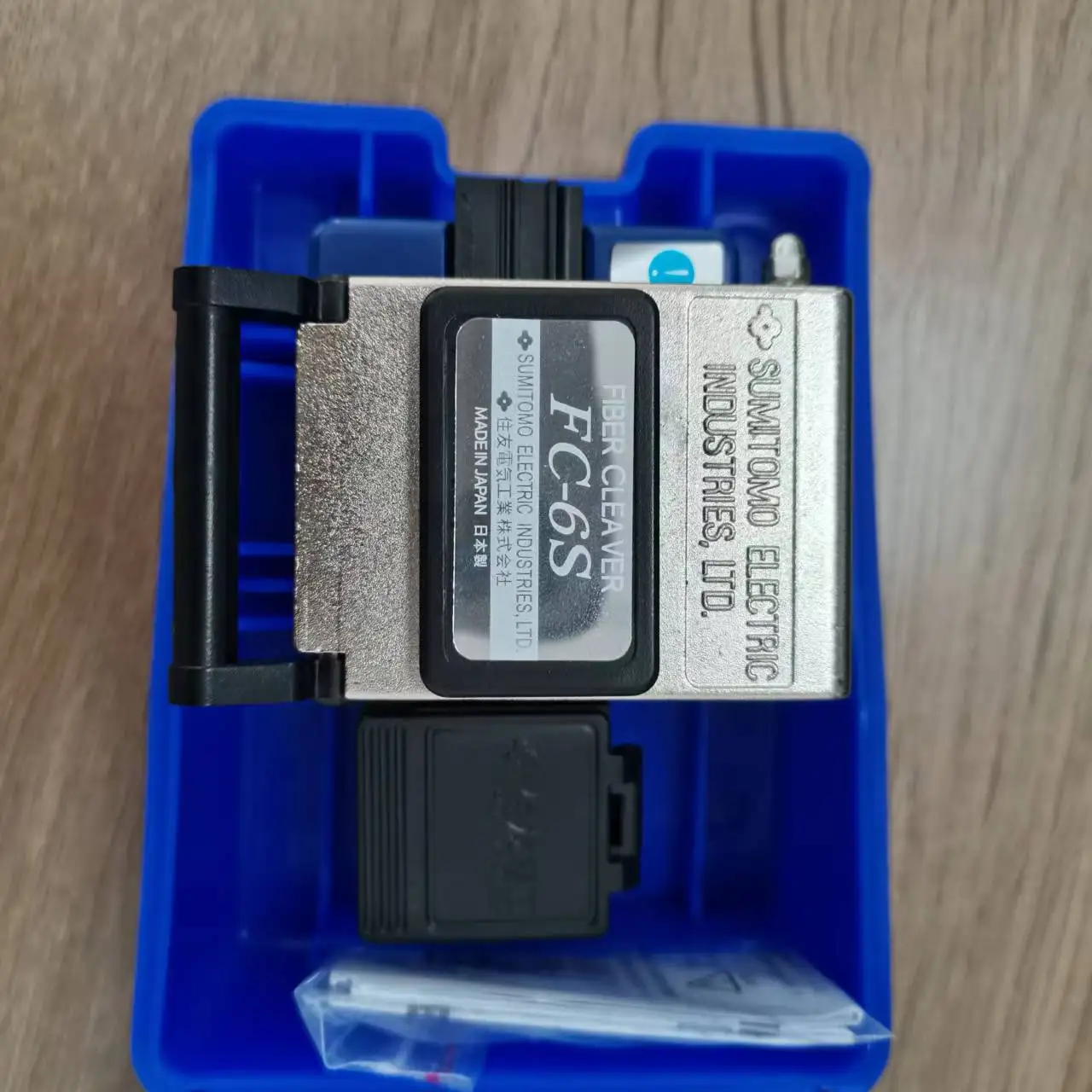 FC-6S Optical Fiber Cleaver High Precision Cold Connection Cutter Tool With Fiber Scrap Collector FTTH Free Shipping