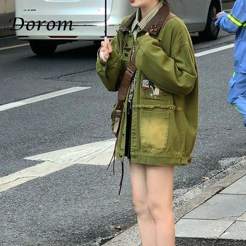 Куртка женская джинсовая составного кроя винтажная вышивка зеленым отворотом