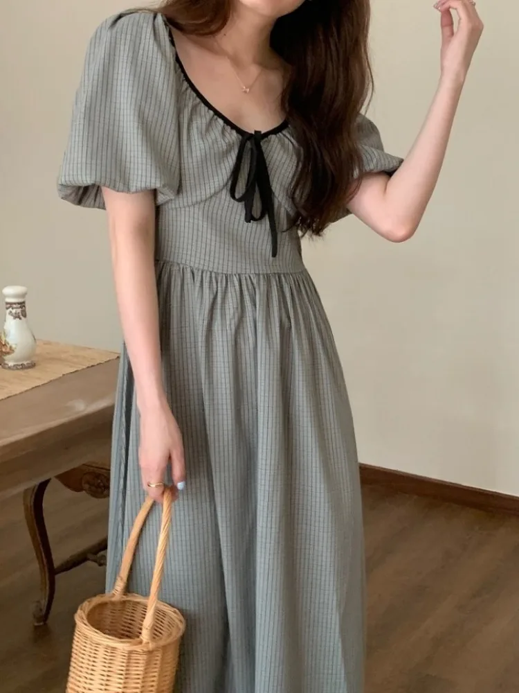 

Women's Summer Long Sweet Plaid Dress Puff Sleeve V Neck Bow Lacing Up Slim Waist A-line Midi Sundress Korea Style