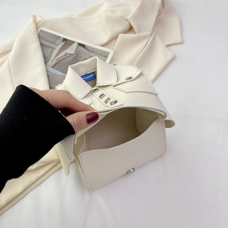 Niche Personality Chain Shoulder 2023 New Internet Celebrity Ins Style Creative Clothes Messenger Bag