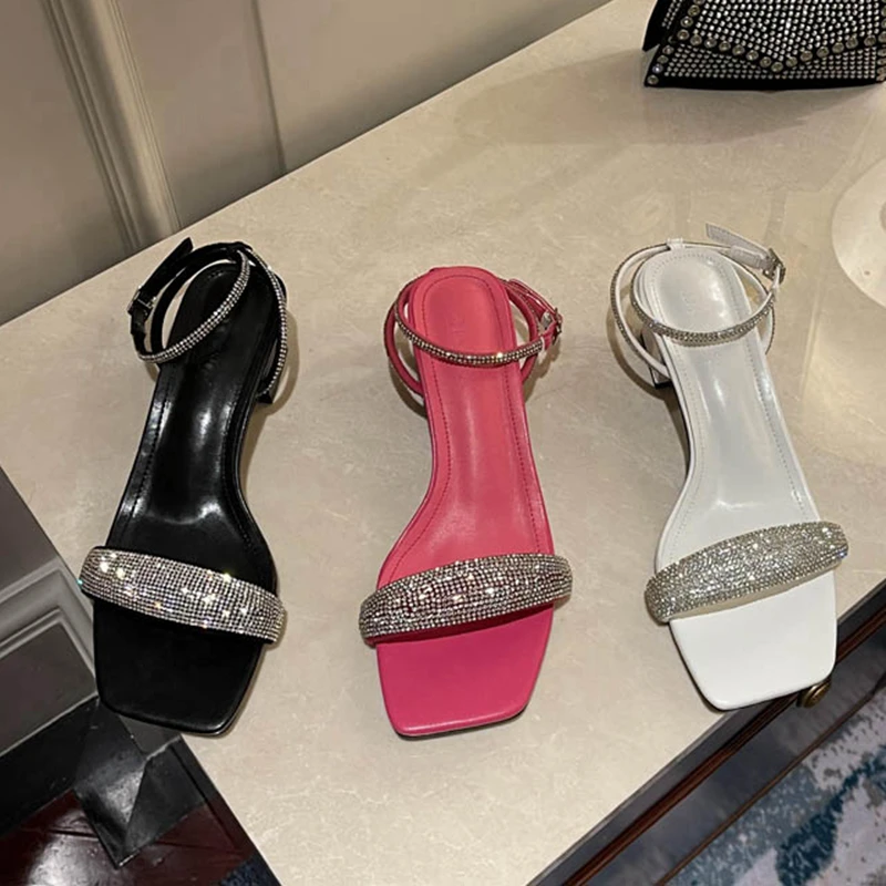 

2022 Summer New Brand Women Sandal Shoes Fashion Bling Crystal Square Toe Narrow Band Dress Party Shoes Square Low Heel Sandal M