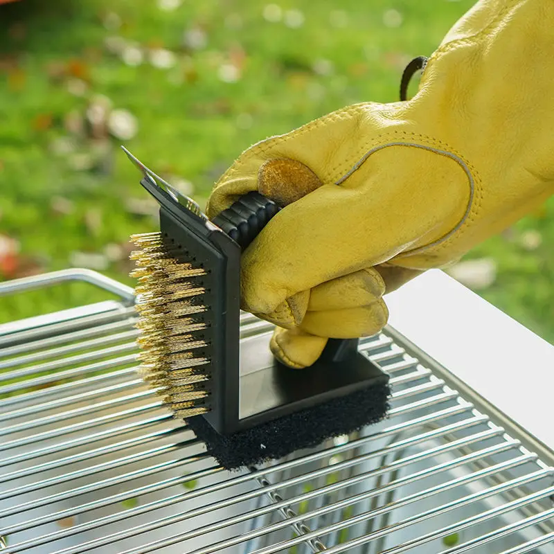 

Outdoor camping tool cleaning brush picnic BBQ grill oven triad rectangular copper wire brush triangle