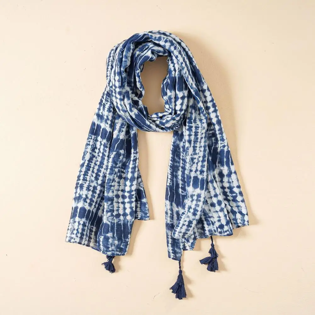 Рисунок 2 - Теплый женский шарф с разноцветным этническим принтом