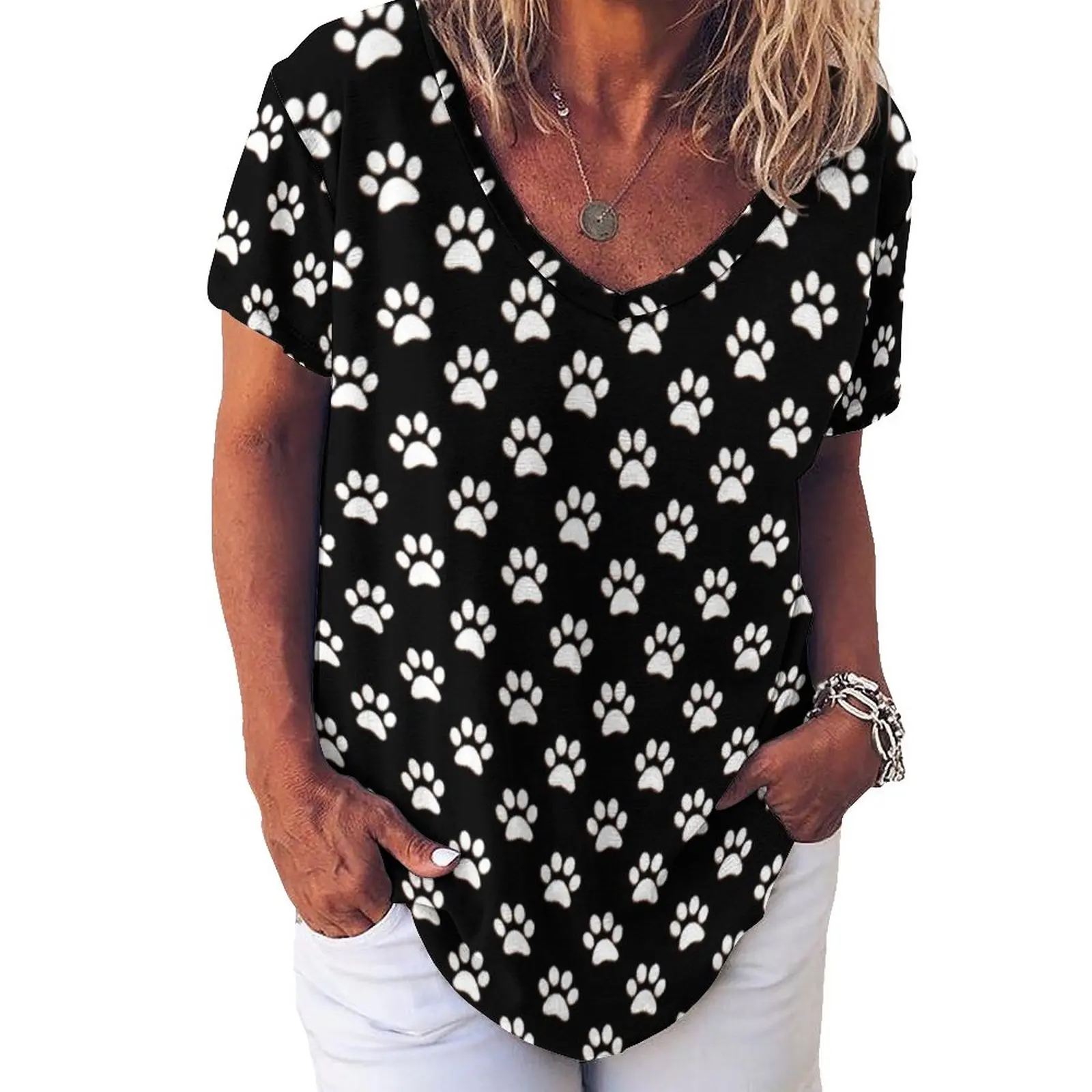 

White Dog Paws T-Shirts Pet Lover V Neck Street Wear Oversized T Shirt Short-Sleeve Vintage Tee Shirt Summer Graphic Clothing