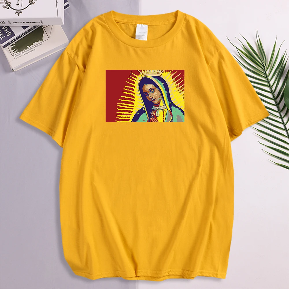 

Футболка с надписью «Наша леди Гуадалупе», мужские рубашки с мультяшным принтом, уличная одежда в стиле панк, мужская повседневная футболка с искусственным рисунком и короткими рукавами для мужчин