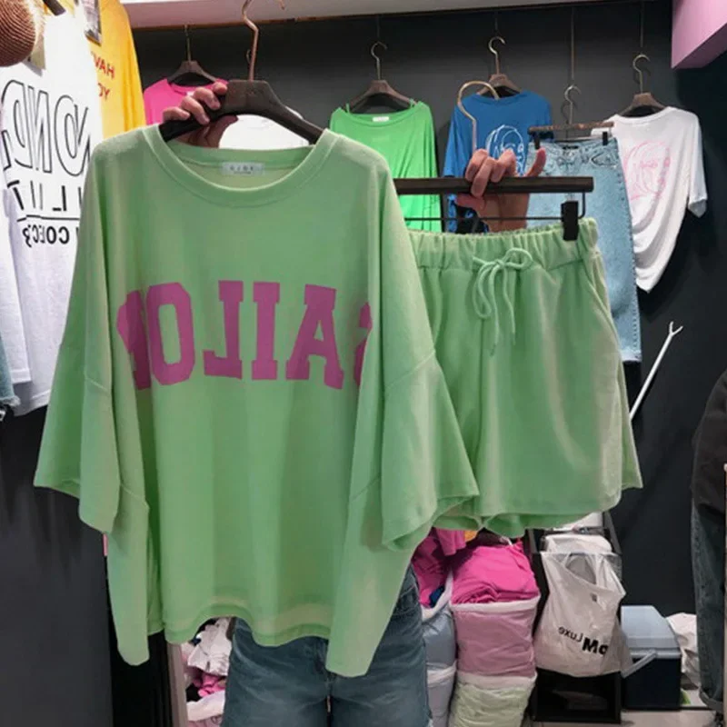 Женский летний спортивный костюм свободного кроя с короткими рукавами хлопковый