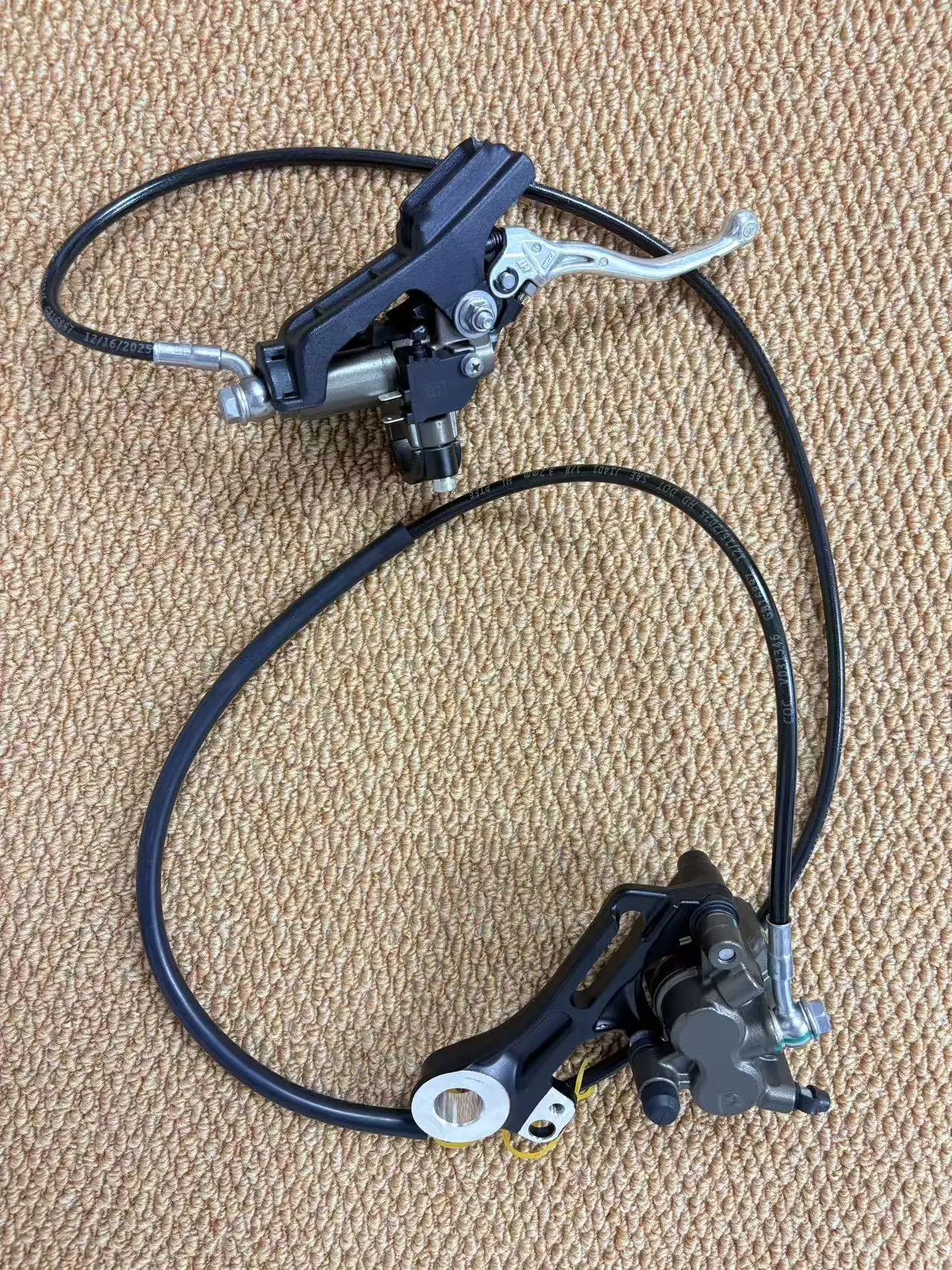 Комплект заднего тормозного суппорта Ultra Bee Brake для Light Bee LBX с кронштейном для модифицированных деталей Talaria XXX X3 MX3 MX4 79bike (art.: 3920dcdf09ad0) - 3920dcdf09ad0
