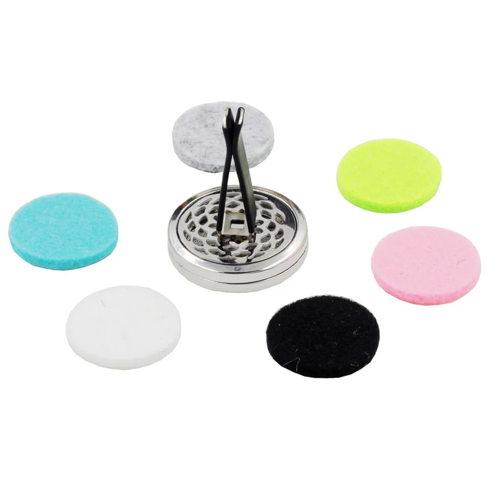 

1 Pc Aromatherapy Essential Oil Air Freshener Clip Fragrance Diffuser Clamp - Willow (Random Color)