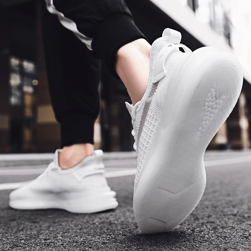 New Men Casual Running Shoe Professional Designer Lightweight Mesh Sneakers Outdoor Walking Tenis Shoes men Air Cushion Sneakers