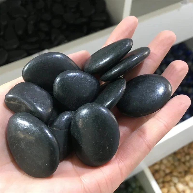 Природный драгоценный камень Shungite нерегулярный опущенный лечебный