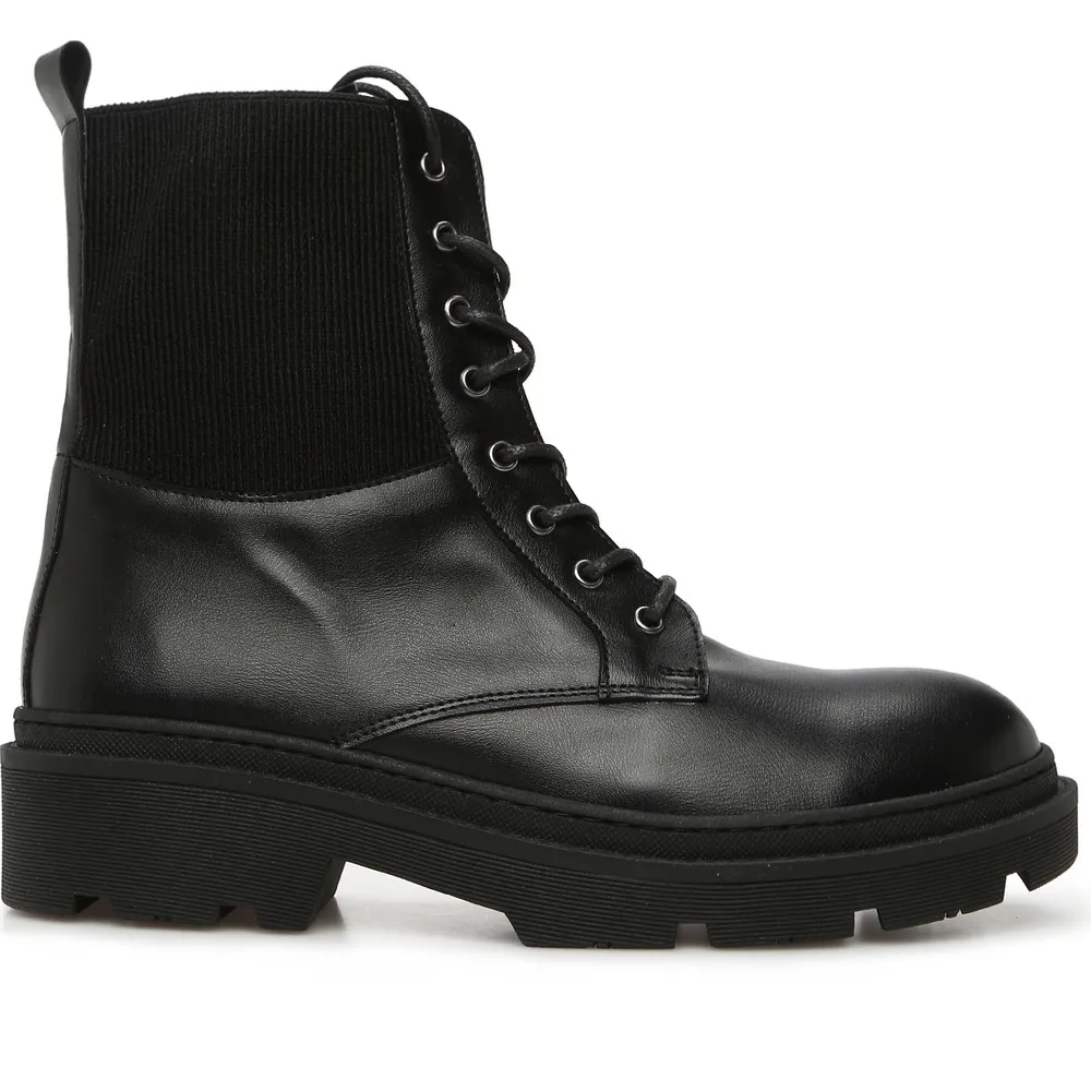 

Черные женские сапоги Dorlie 5024980-052