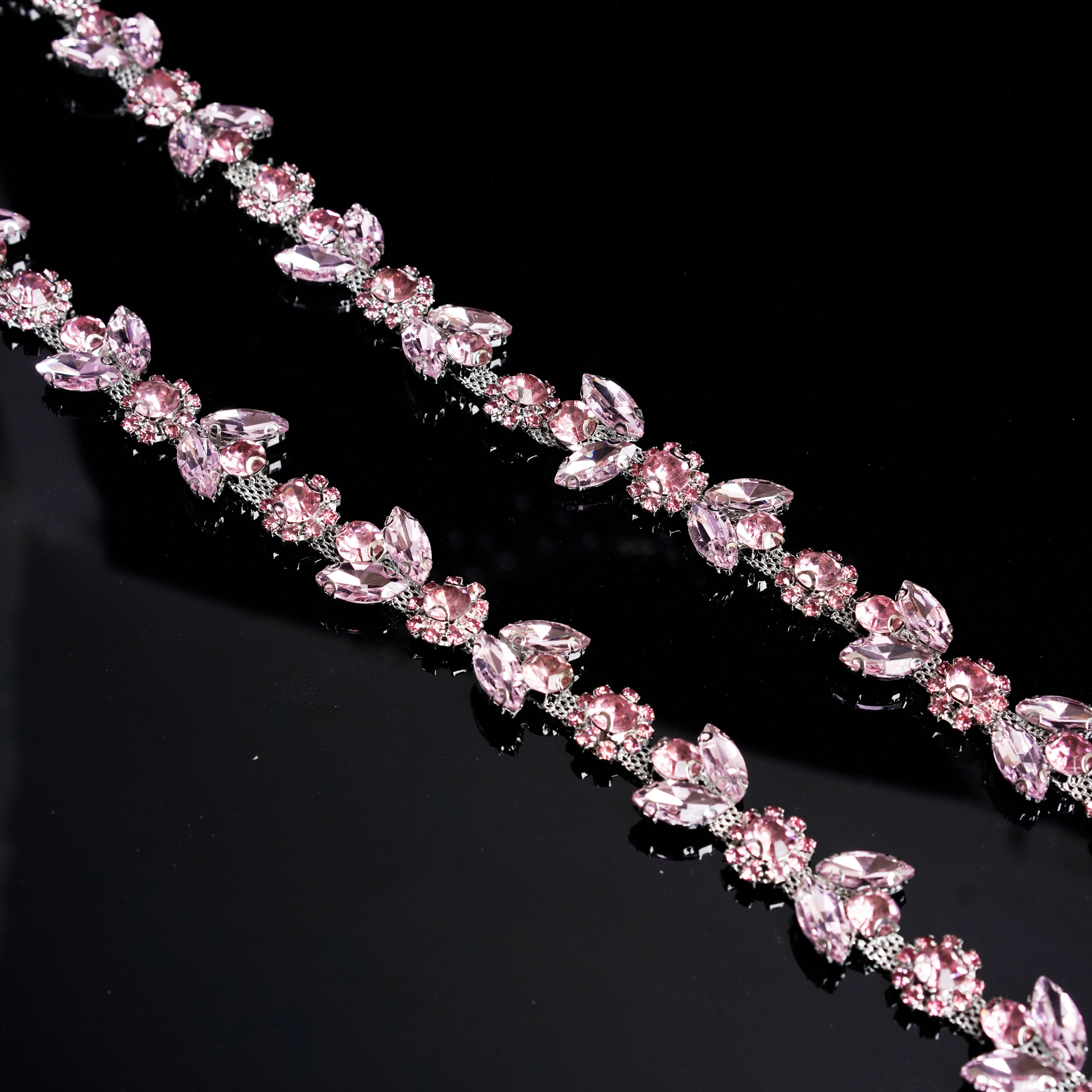 Высокое качество сверкающая хрустальная лента цветок цепочка со стразами для