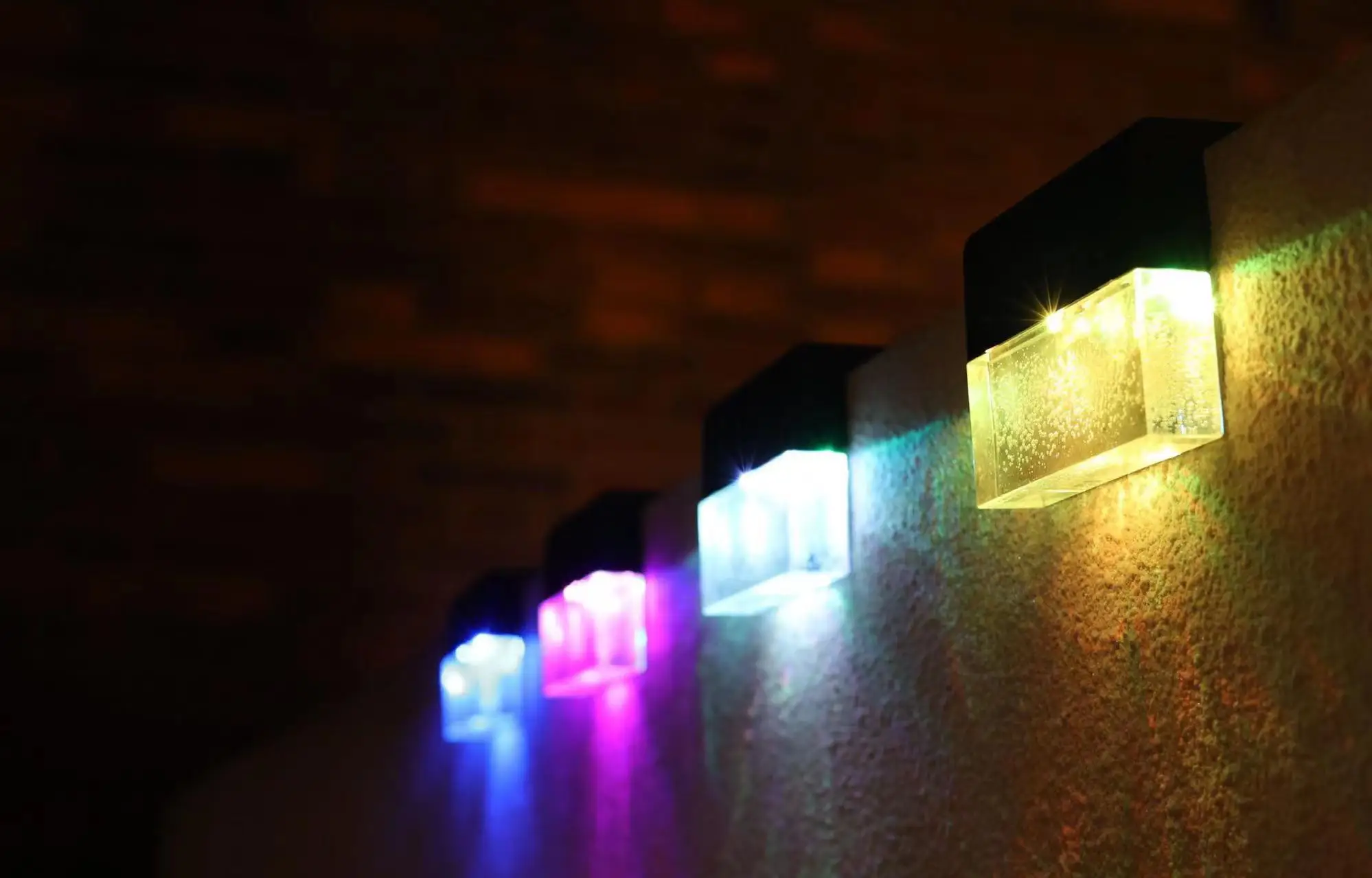 

Solar Acrylic Railing Fence Light Outdoor Waterproof Garden Garden Homestay Stair Step Light Wall Light.